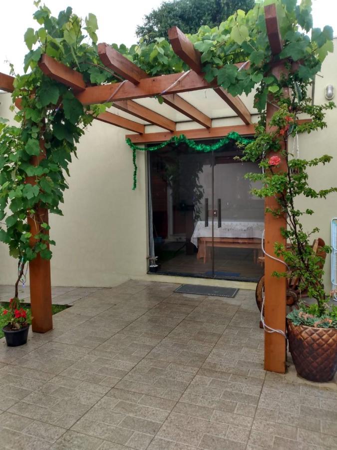 Casa Aconchegante Ou Suites Privativas Канела Экстерьер фото